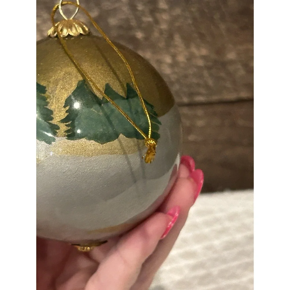 Li Bien vintage Santa W Children Glass Ornament Hand‎ Painted Inside 1998
